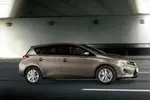 Toyota Auris II 1.6 Valvematic 130 KM — zdjęcie 1