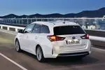 Toyota Auris II 1.8 Hybrid 135 KM — zdjęcie 6
