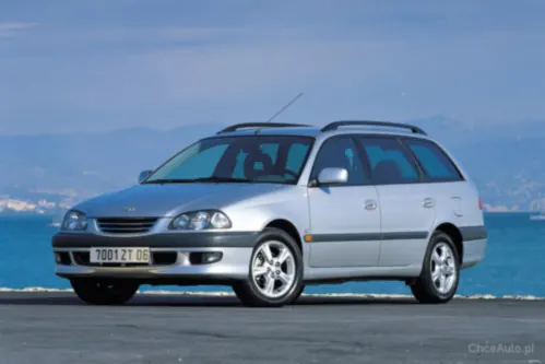 Toyota Avensis 1.6 110 KM 2000