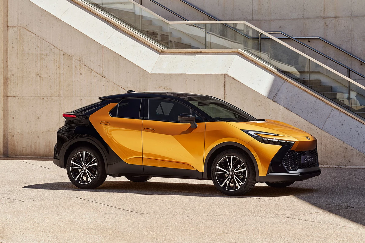 Toyota C-HR II 1.8 Hybrid 140 KM