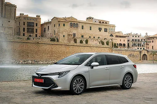 Toyota Corolla 1.8 Hybrid 122 KM 2022