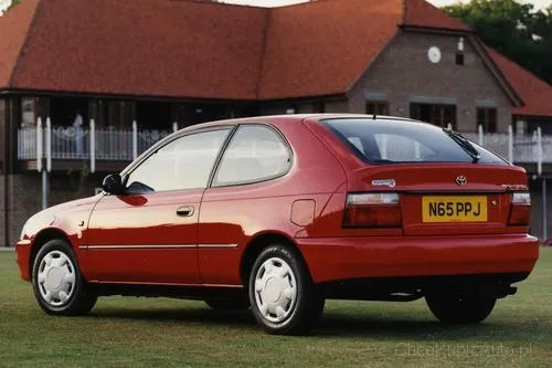 Toyota Corolla 1.4 75 KM 1996