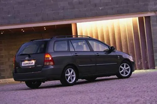 Toyota Corolla 2.0 D-4D 90 KM 2003
