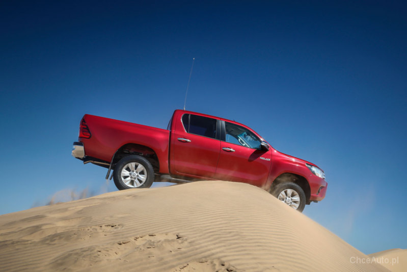 Toyota Hilux VIII 2.4 D-4D 150 KM