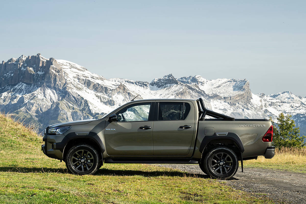 Toyota Hilux VIII FL 2.4 D-4D 150 KM