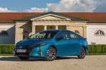 Toyota Prius IV Plug-in Hybrid 1.8 Plug-in Hybrid 122 KM