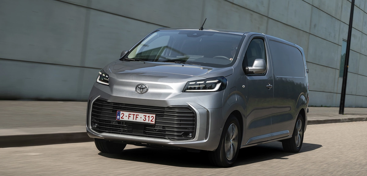 Toyota ProAce  FL 5300 50 kWh 136 KM