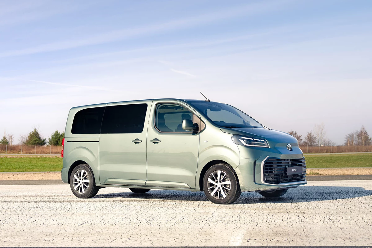 Toyota ProAce  Verso FL STD 2.0 D-4D 144 KM