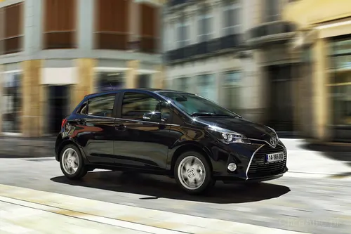 Toyota Yaris 100 Hybrid 100 KM 2016