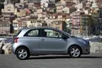 Toyota Yaris II 1.3 86 KM — zdjęcie 1