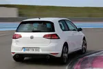 Volkswagen Golf VII GTI 2.0 TSI 230 KM — zdjęcie 7