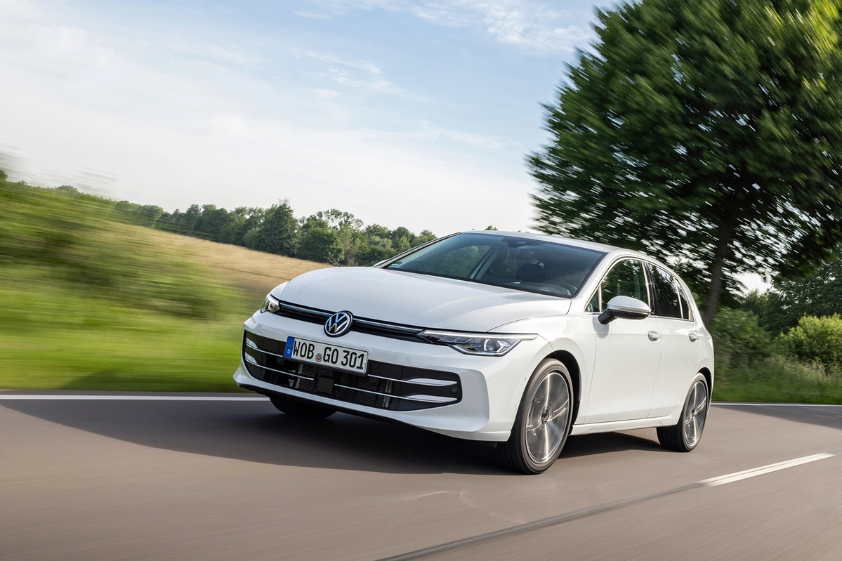 Volkswagen Golf VIII FL 1.0 TSI 116 KM