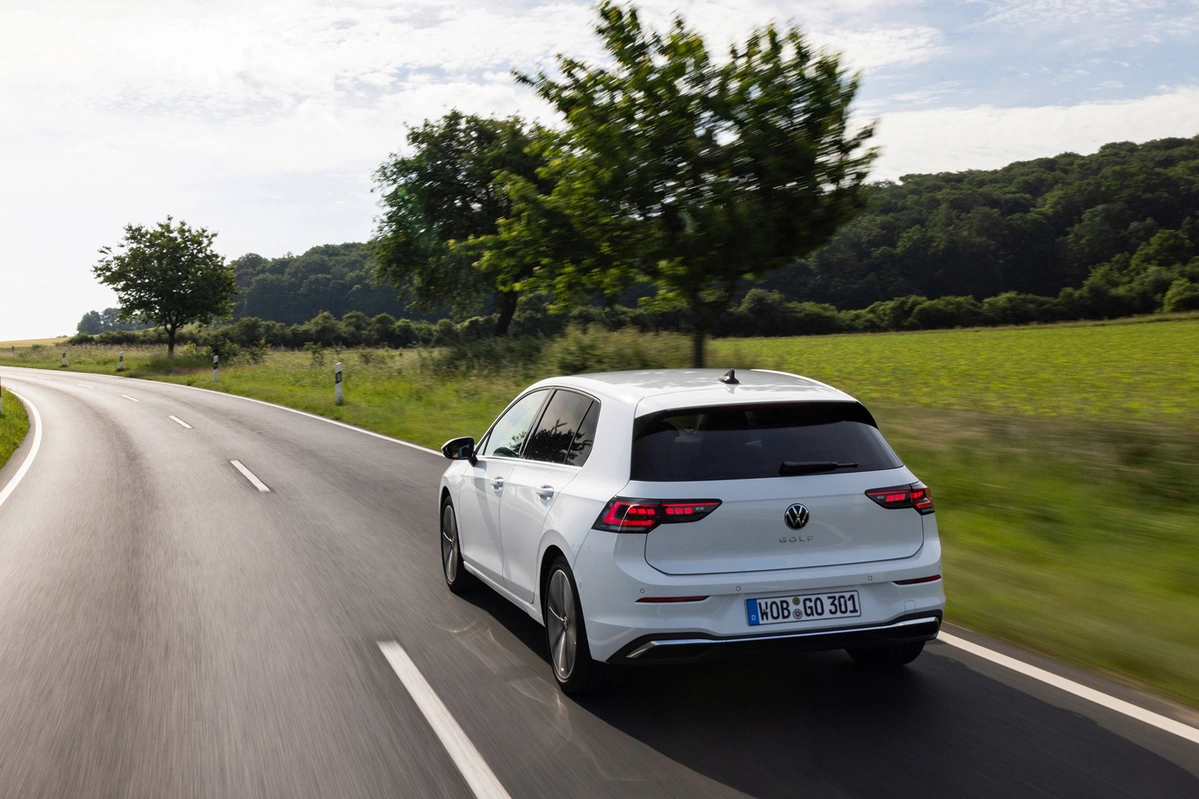 Volkswagen Golf VIII FL 2.0 TDI 116 KM