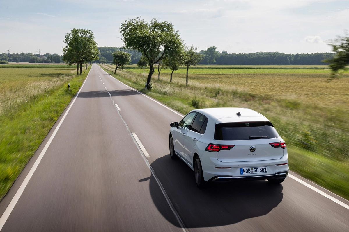 Volkswagen Golf VIII FL 1.0 TSI 116 KM