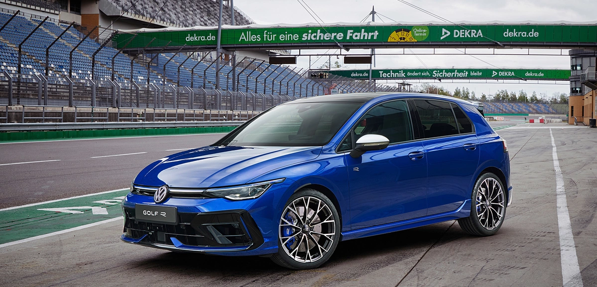Volkswagen Golf VIII R FL 2.0 TSI 333 KM