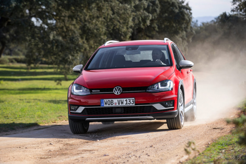 Volkswagen Golf VII Alltrack 1.8 TSI 180 KM