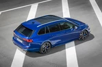 Volkswagen Golf VIII R 2.0 TSI 320 KM
