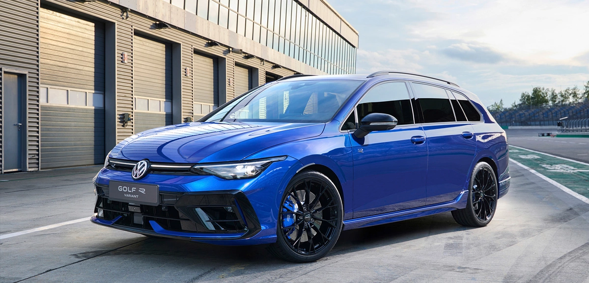 Volkswagen Golf VIII R FL 2.0 TSI 333 KM