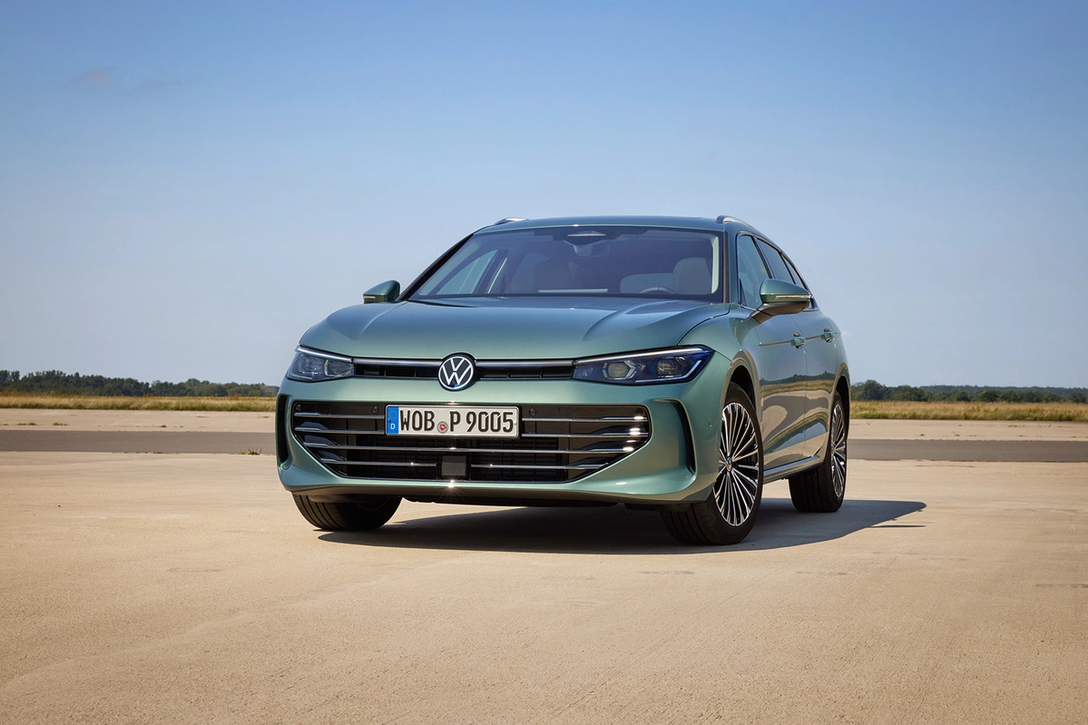 Volkswagen Passat B9 2.0 TSI 265 KM