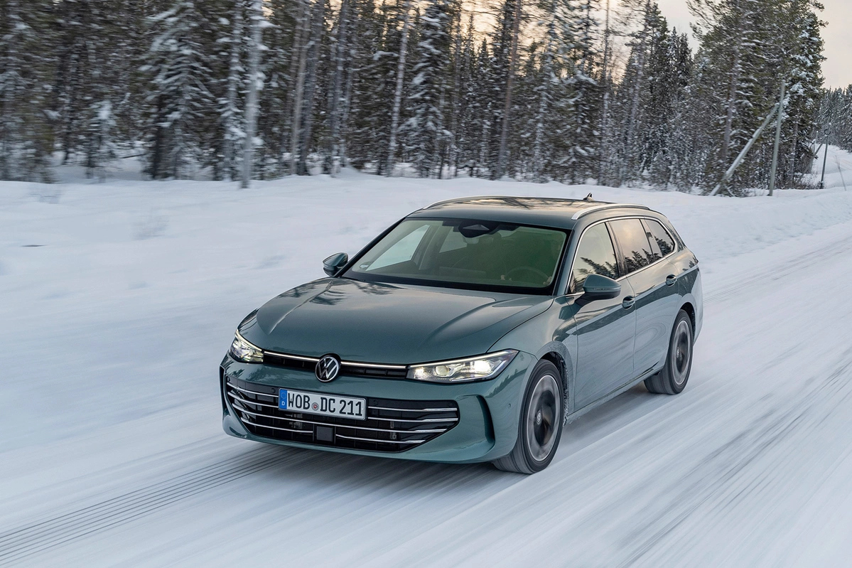 Volkswagen Passat B9 2.0 TSI 265 KM