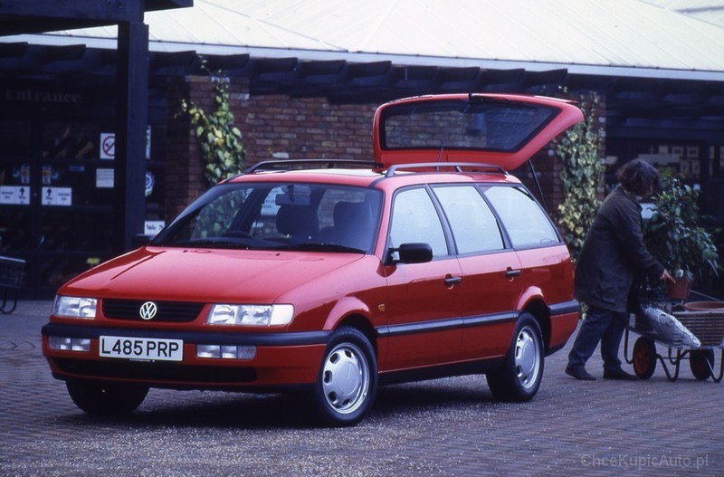 Volkswagen Passat B4 1.9 TDI 90 KM 1996 kombi skrzynia