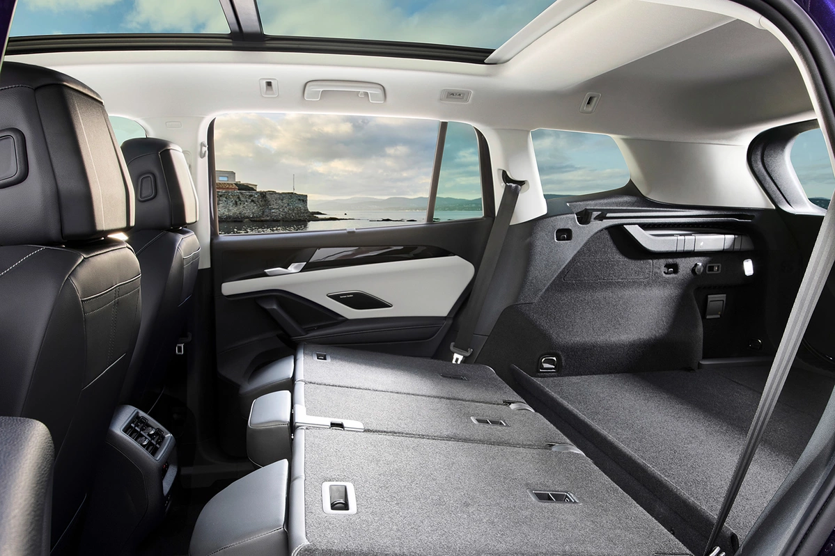 Volkswagen Tayron 1.5 TSI eHybrid 204 KM