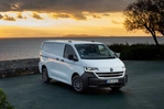 Volkswagen Transporter T7 L1 2.0 TDI 170 KM