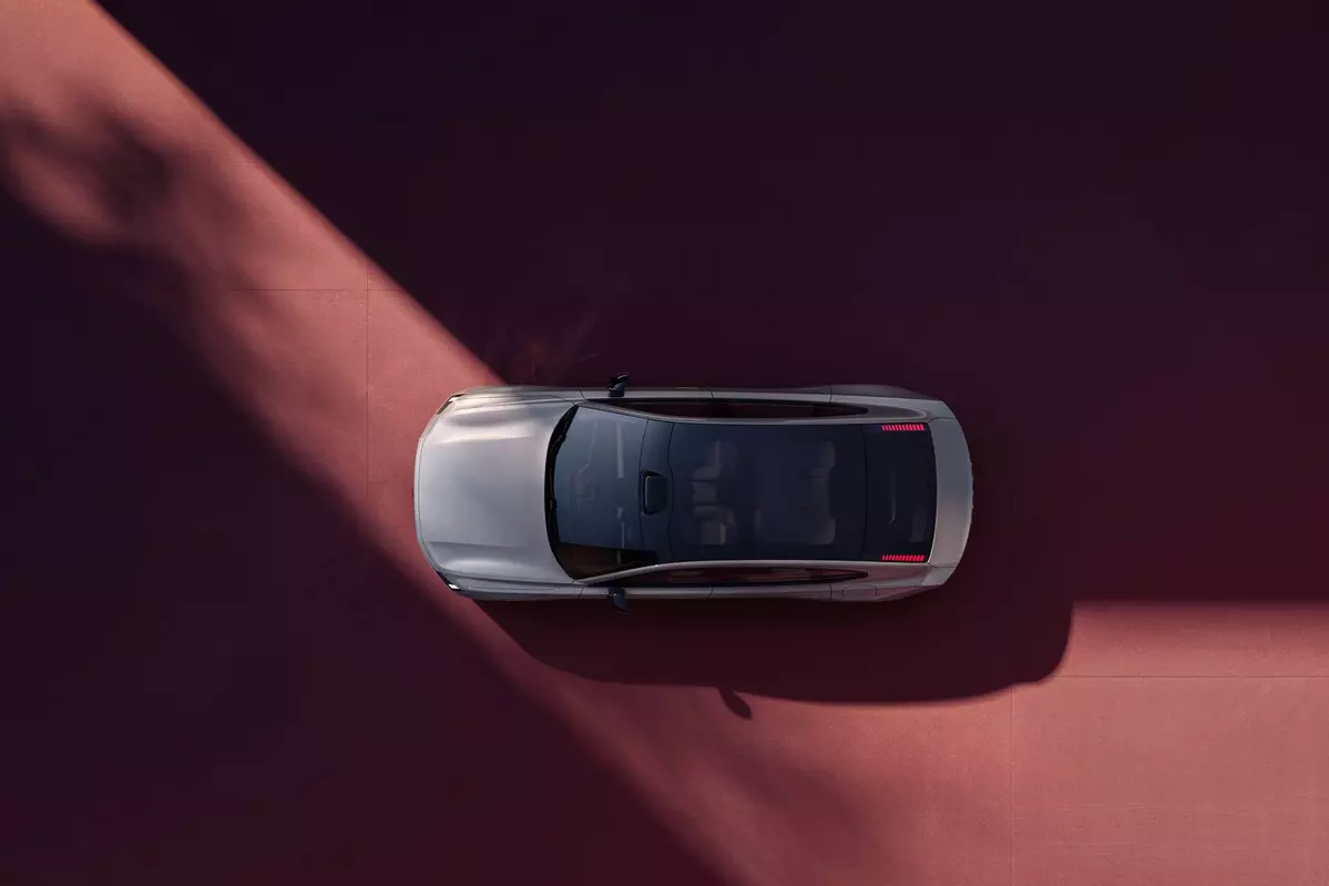 Volvo ES90 Twin Motor 449 KM