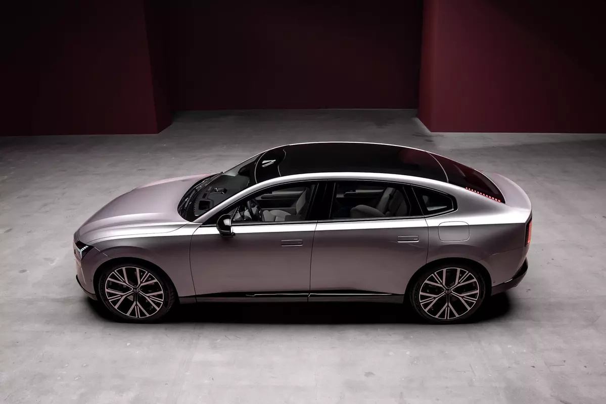 Volvo ES90 Twin Motor 449 KM