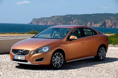 Volvo S60 3.0 T6 304 KM 2014