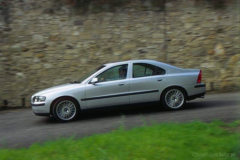 Volvo S60 I 2.5 R 300 KM