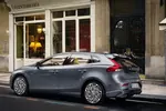 Volvo V40 III 1.6 T2 120 KM — zdjęcie 6