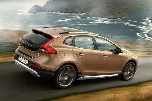 Volvo V40 2.0 D3 150 KM 2015