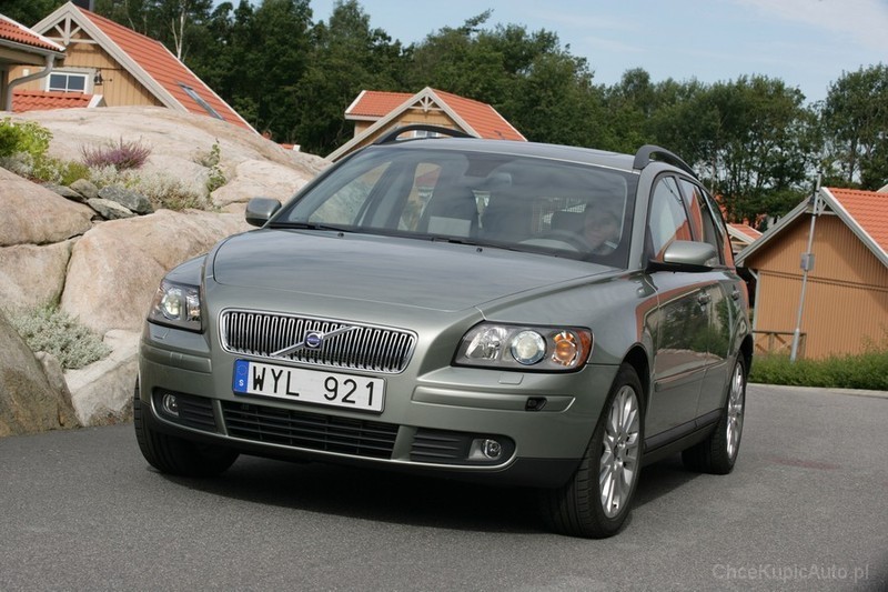 Volvo V50 2.5 T 231 KM