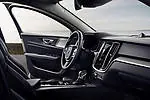 Volvo V60 II 2.0 T4 190 KM — zdjęcie 7