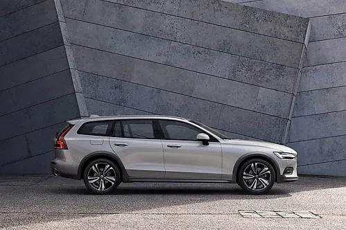 Volvo V60 2.0 D4 190 KM 2021