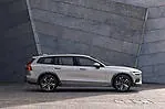 Volvo V60 II CrossCountry 2.0 D4 190 KM — zdjęcie 1