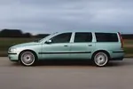 Volvo V70 II 2.4 144 KM — zdjęcie 2