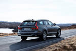 Volvo V90 Cross Country 2.0 B4 Mild Hybrid 197 KM