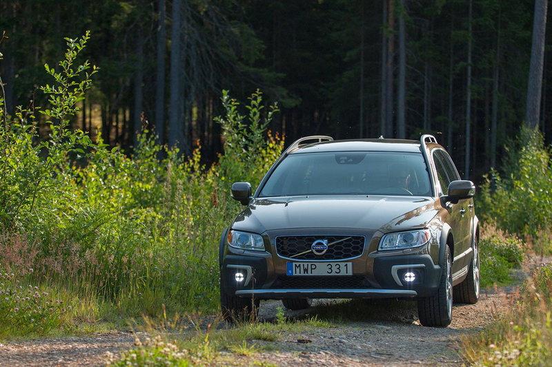 Volvo XC70 I FL 2.0 D4 181 KM